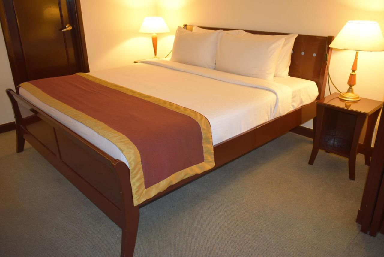 Grand Service Apartment @ Times Square Куала Лумпур Екстериор снимка