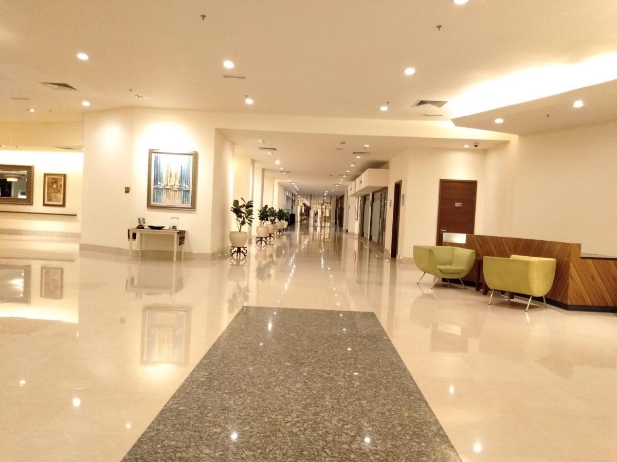Grand Service Apartment @ Times Square Куала Лумпур Екстериор снимка