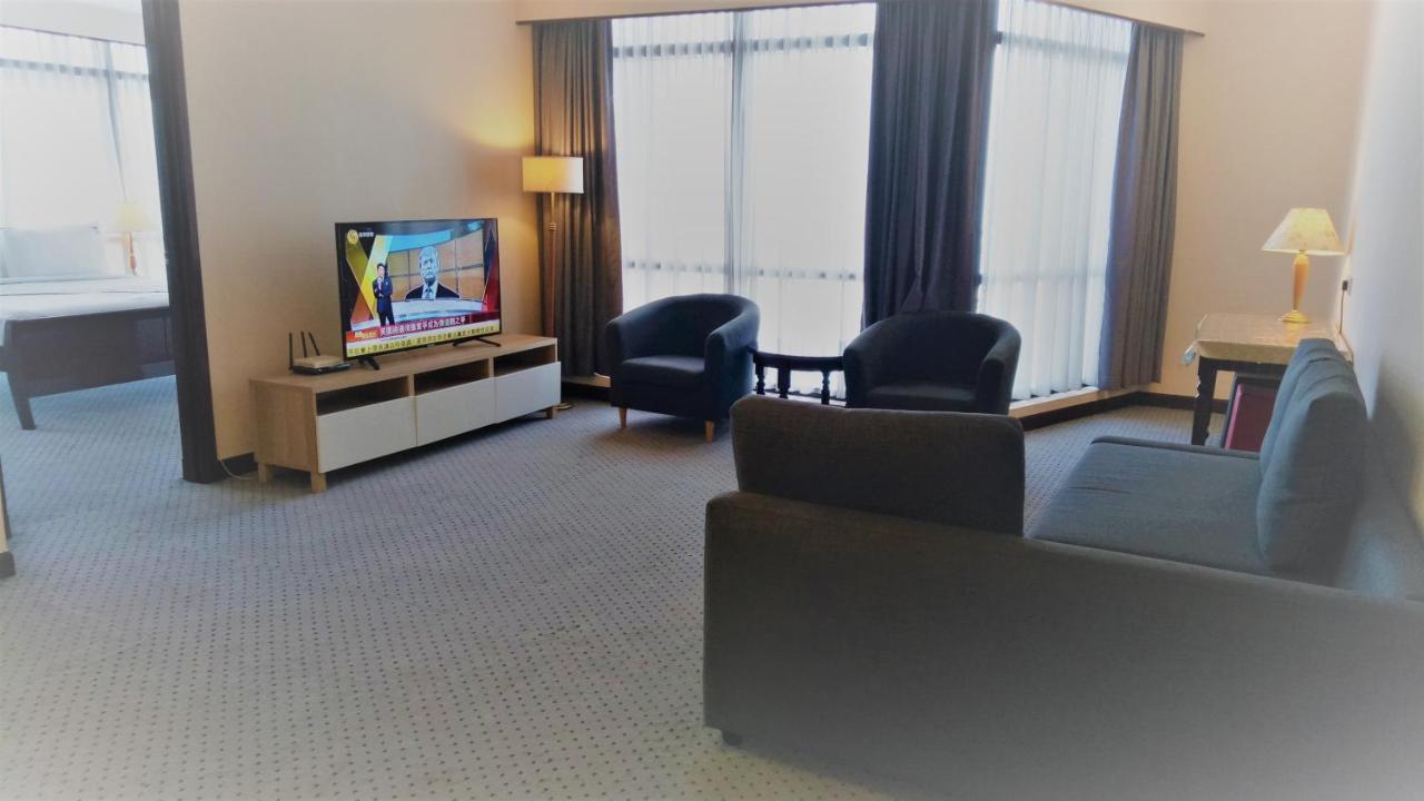 Grand Service Apartment @ Times Square Куала Лумпур Екстериор снимка