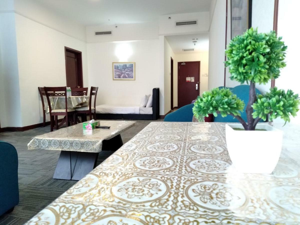Grand Service Apartment @ Times Square Куала Лумпур Екстериор снимка
